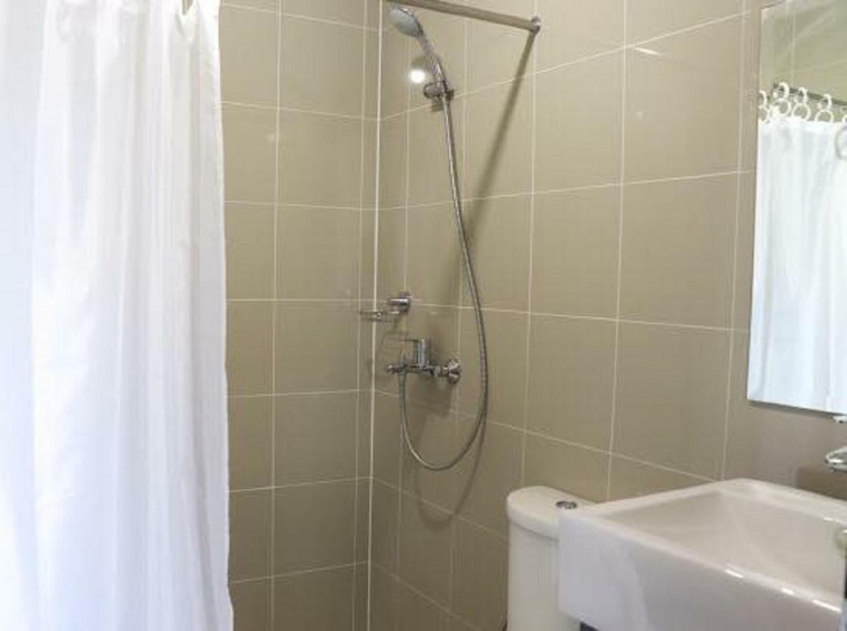 Cubao Manhattanheights Unit 7Ef Tower B, 1Br مانيلا المظهر الخارجي الصورة